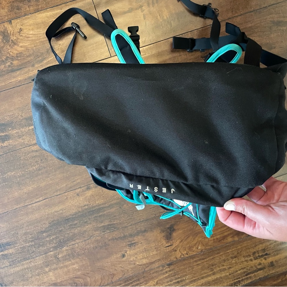 North face Backpack - Picture 8 of 8